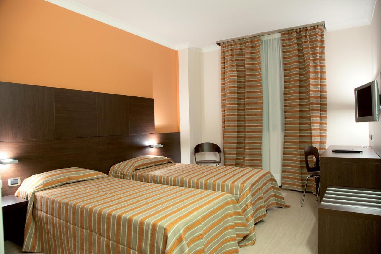 Vercelli Palace Hotel Экстерьер фото
