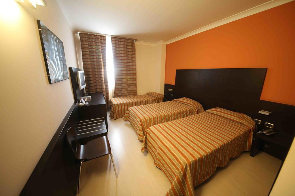 Vercelli Palace Hotel Экстерьер фото