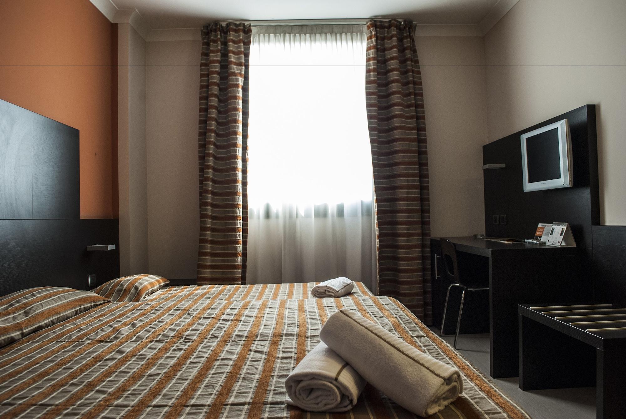 Vercelli Palace Hotel Экстерьер фото