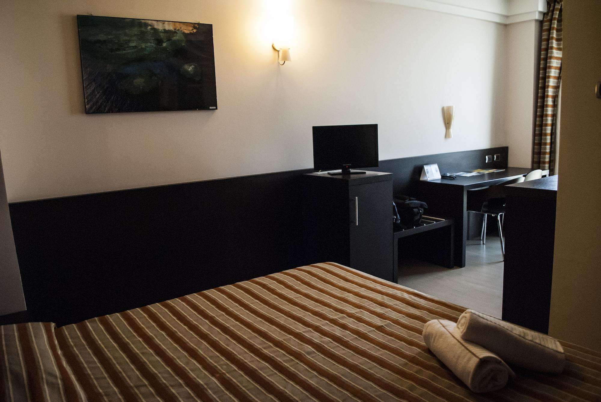 Vercelli Palace Hotel Экстерьер фото