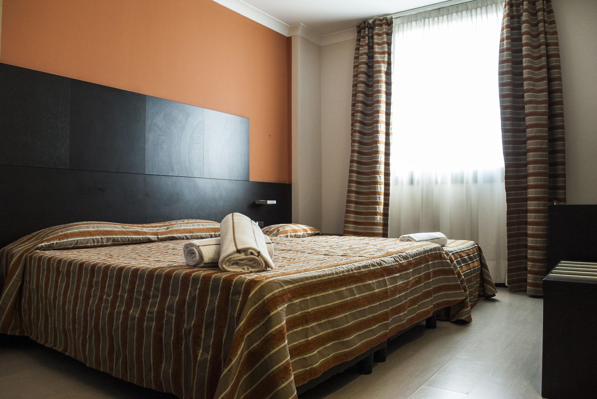 Vercelli Palace Hotel Экстерьер фото