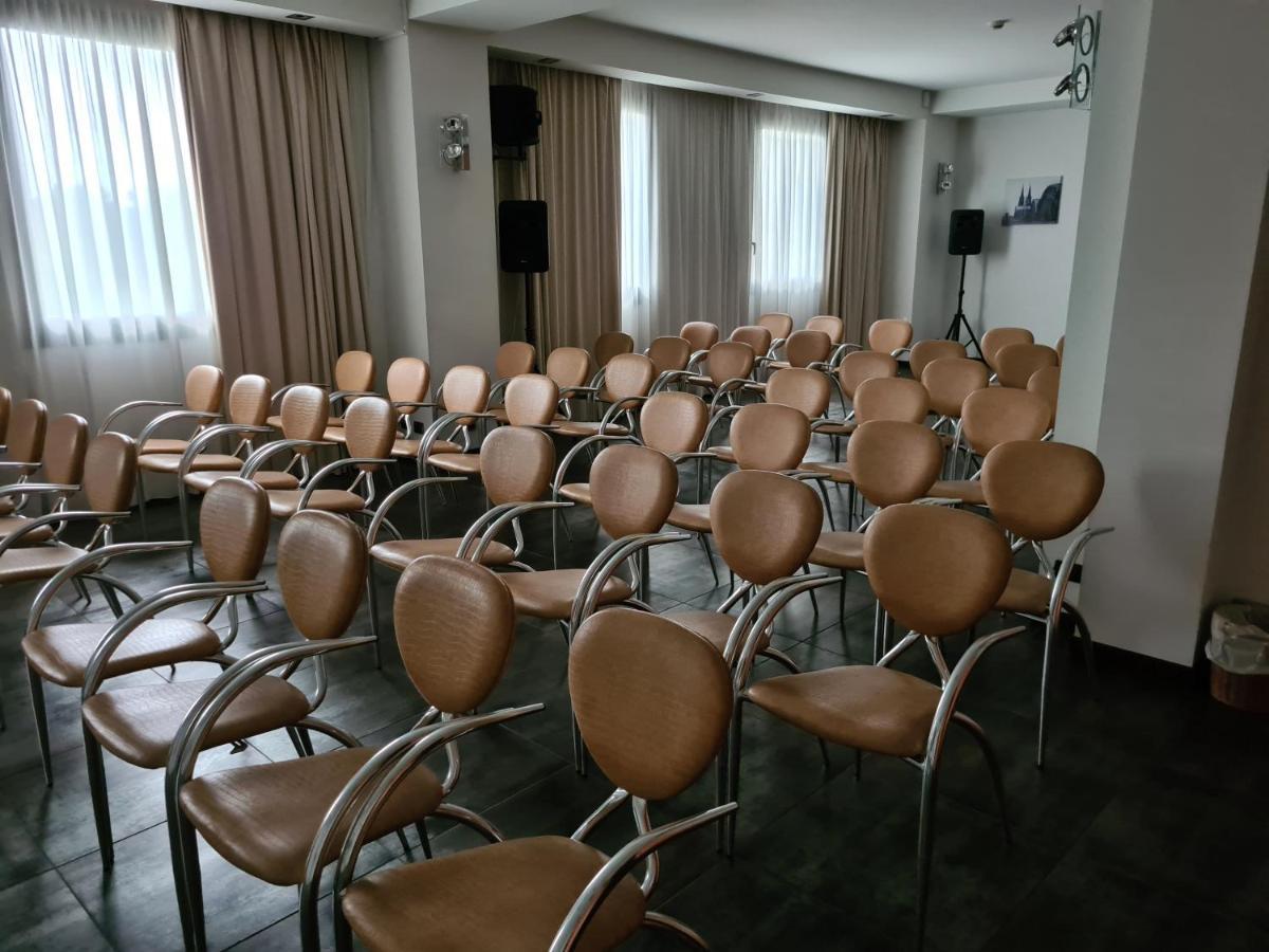 Vercelli Palace Hotel Экстерьер фото